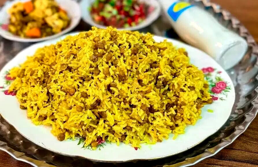 دمپختک عدس ؛ شام زمستانیِ گرم که با ترشی می چسبد
