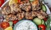 طرز تهیه جوجه کباب ماستی؛ راز جوجه‌های نرم و آبدار برای دورهمی‌های آخر هفته
