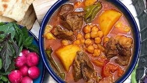یک آبگوشت متفاوت از قم؛ طرز تهیه آبگوشت قنبید با گوشت و کلم قمری