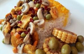 طرز تهیه قارچ‌پلو با نخودفرنگی؛ یک غذای گیاهی مجلسی